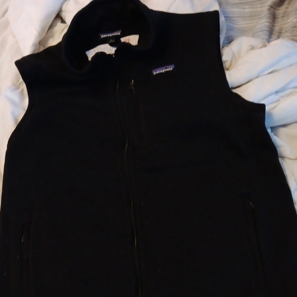 Patagonia Better Sweater  Midnight Black Sleeveless Vest W/ Torchys Logo - Picture 4 of 14